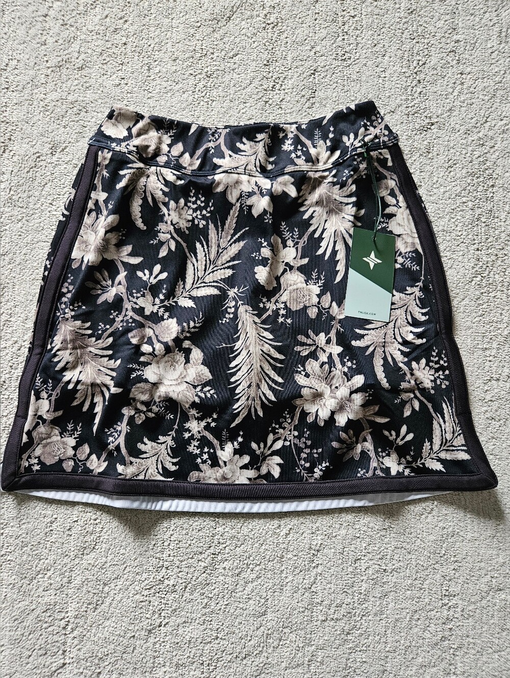 Tuckernuck Ojai Vines Active Skort Size XS